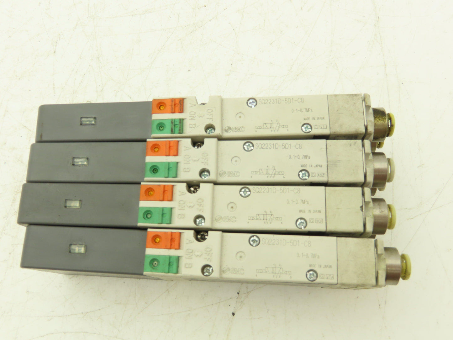 SMC SQ2231D-5D1-C8 Pneumatic 5 Port 2 Pos Double Solenoid Valve 24VDC Lot of 4