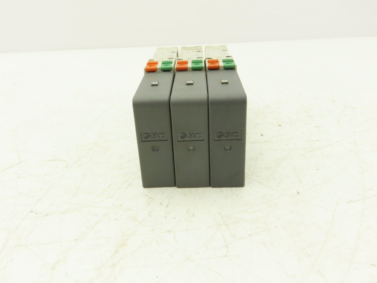 SMC SQ2231D-5D1-C8 Pneumatic 5 Port 2 Pos. Double Solenoid Valve 24V Lot of 3