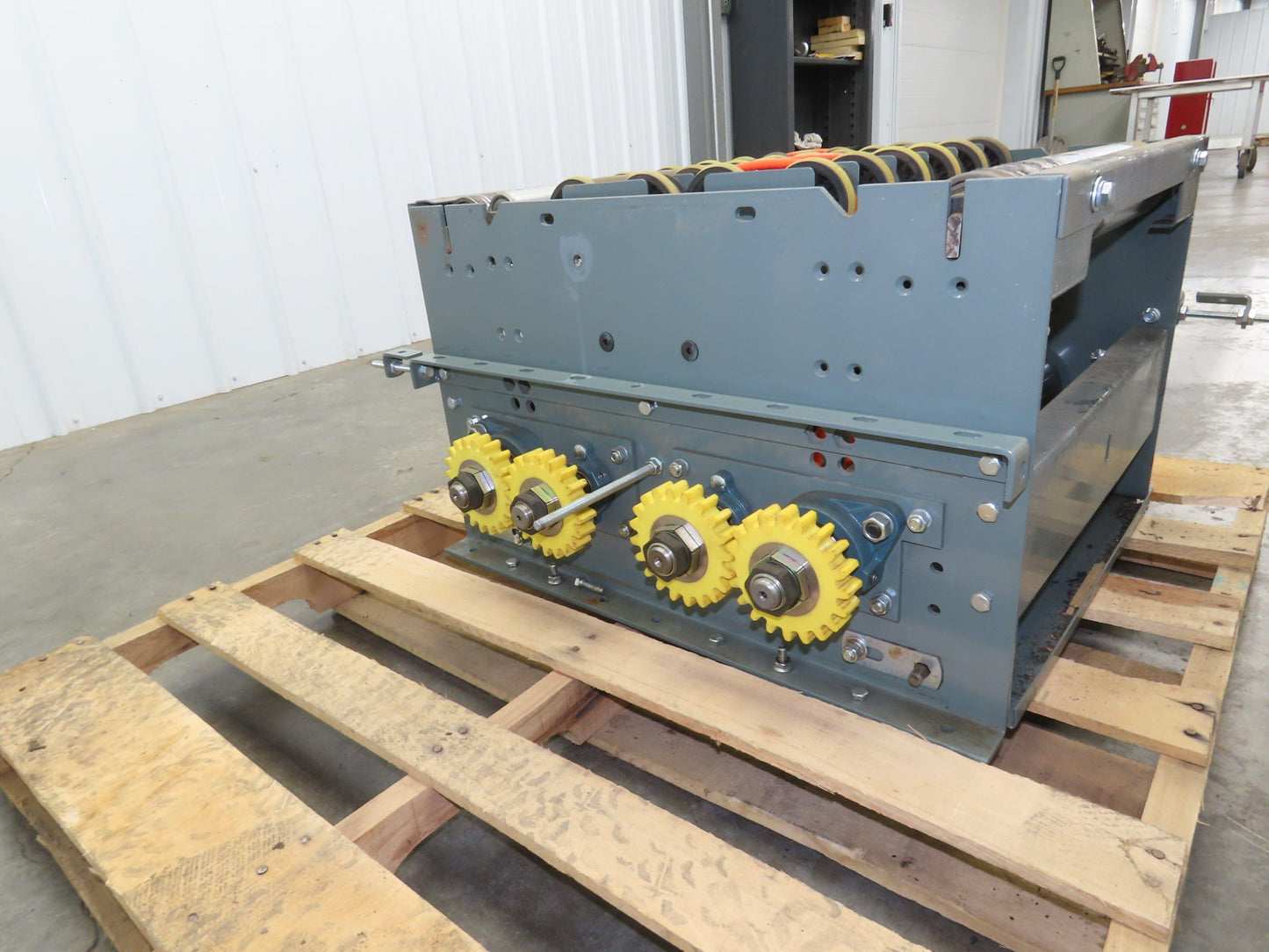 Hytrol Prosort 24" Conveyor Pivot Wheel Diverter Pneumatic RH Transfer Sorter