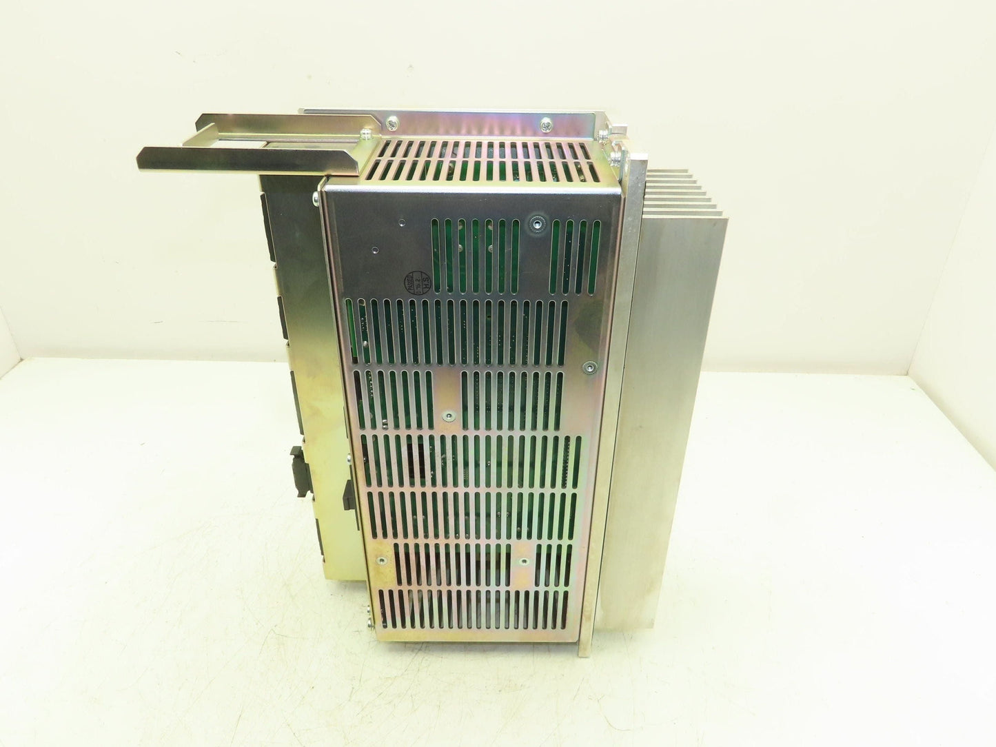 Yaskawa Electric SRDA-C0A30A21B-E ServoPack Converter Drive 30A Ver 0000B