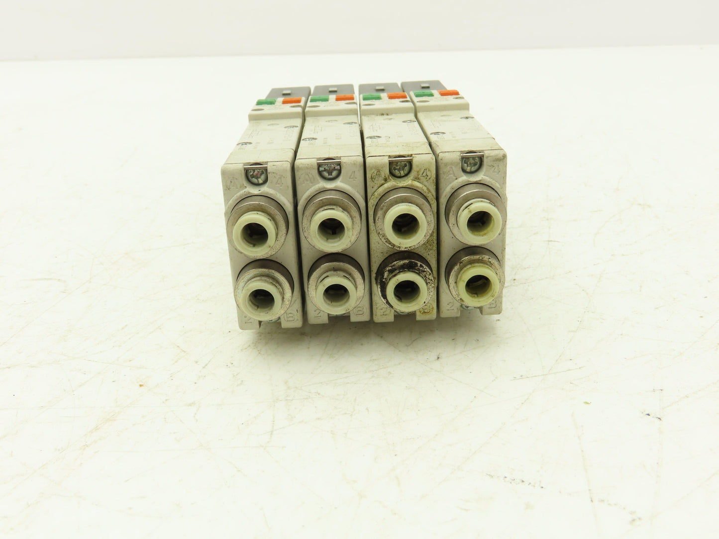 SMC SQ2231D-5D1-C6 Pneumatic 5 Port 2 Pos. Double Solenoid Valve 24V Lot of 4