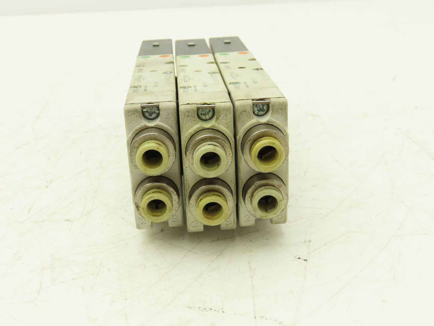 SMC SQ2231D-51-C6 Pneumatic 5 Port 2 Pos. Double Solenoid Valve 24V Lot of 3