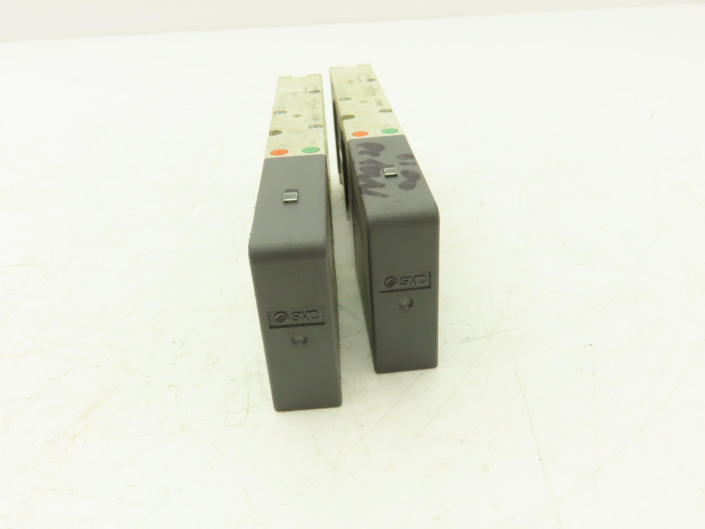 SMC SQ2231D-51-C6 Pneumatic 5 Port 2 Pos. Double Solenoid Valve 24V Lot of 2