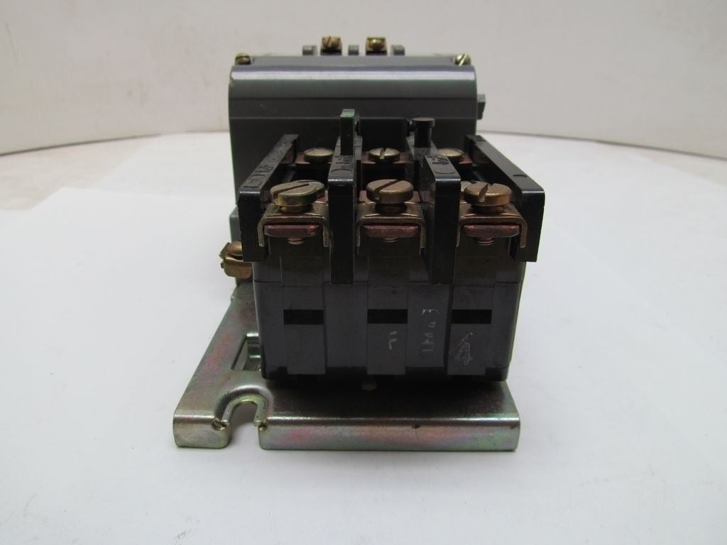 Furnas Siemens 14BP332AA81 Motor Starter Control SZ 00 3PH Open 120V Coil