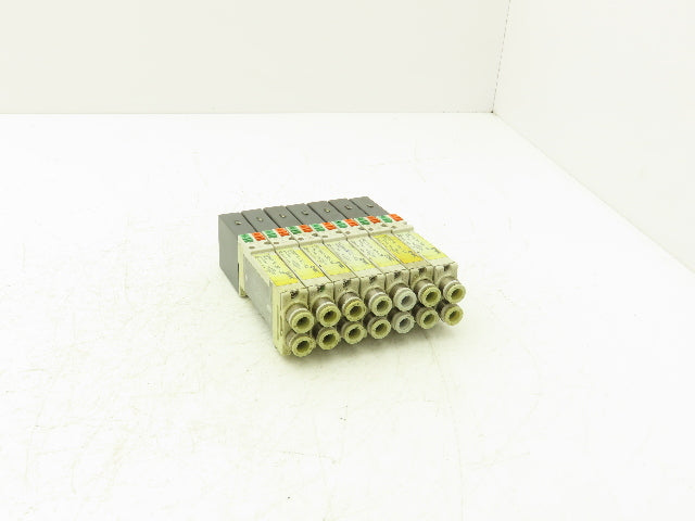 SMC SQ2231D-5D-C8 Pneumatic 5 Port 2 Pos. Double Solenoid Valve 24V Lot of 7