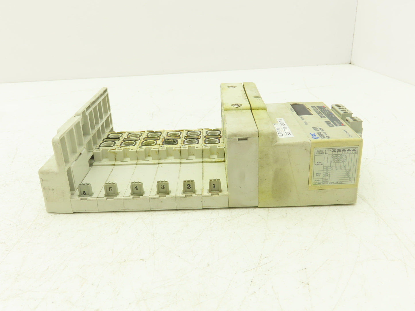 SMC SS5Q23-06SDQ-D-00T Pneumatic Manifold Devicenet 6 Station DIN mounted