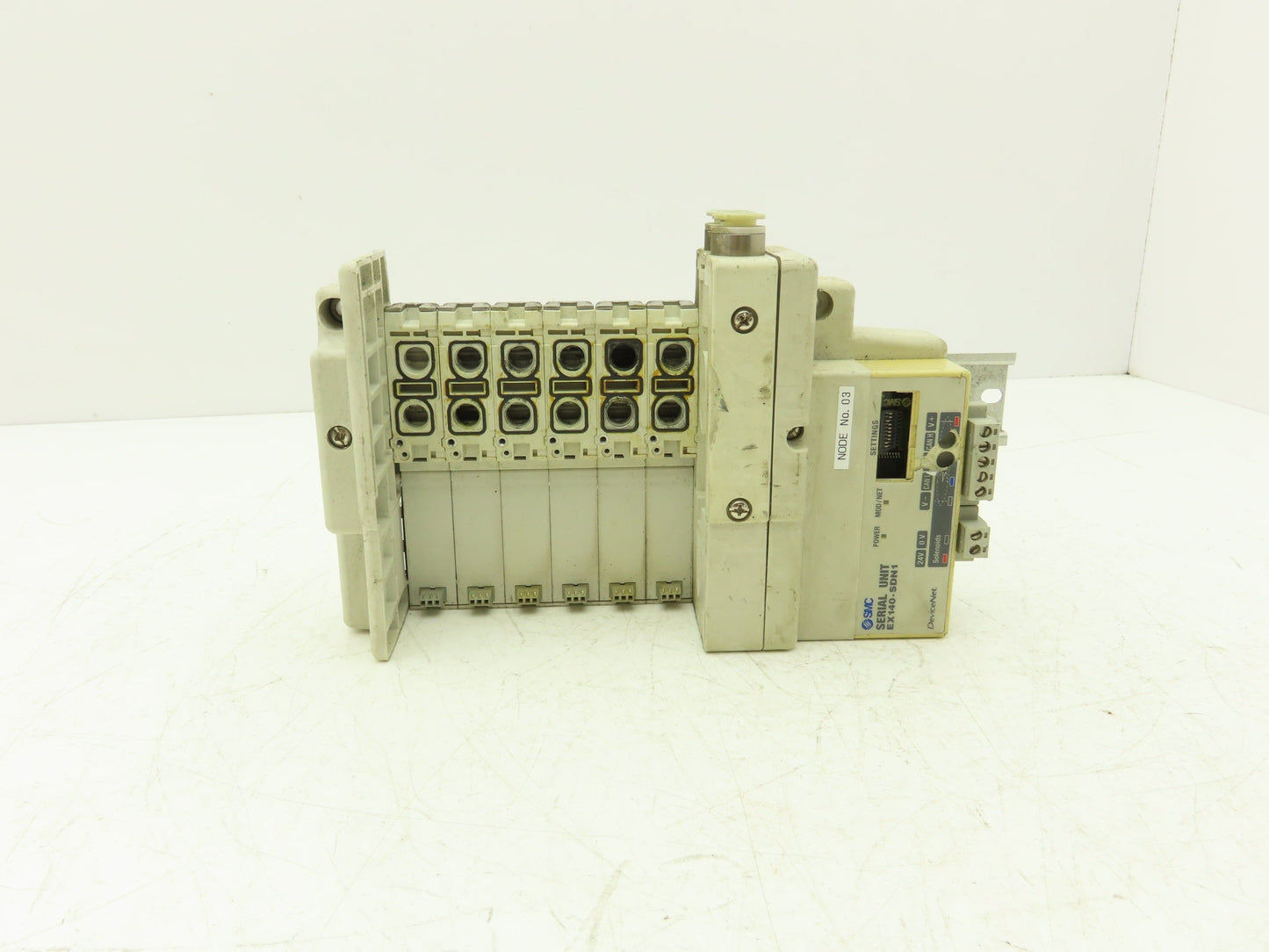 SMC SS5Q23-06SDQ-D-00T Pneumatic Manifold Devicenet 6 Station DIN mounted