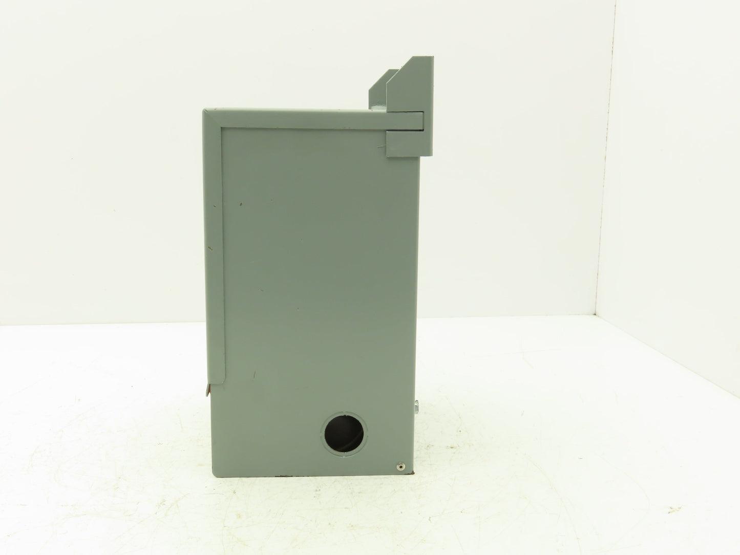 Hammond HPS Fortress C1F002WES Transformer 2kva 120/208/240/277V 1Ph 3R