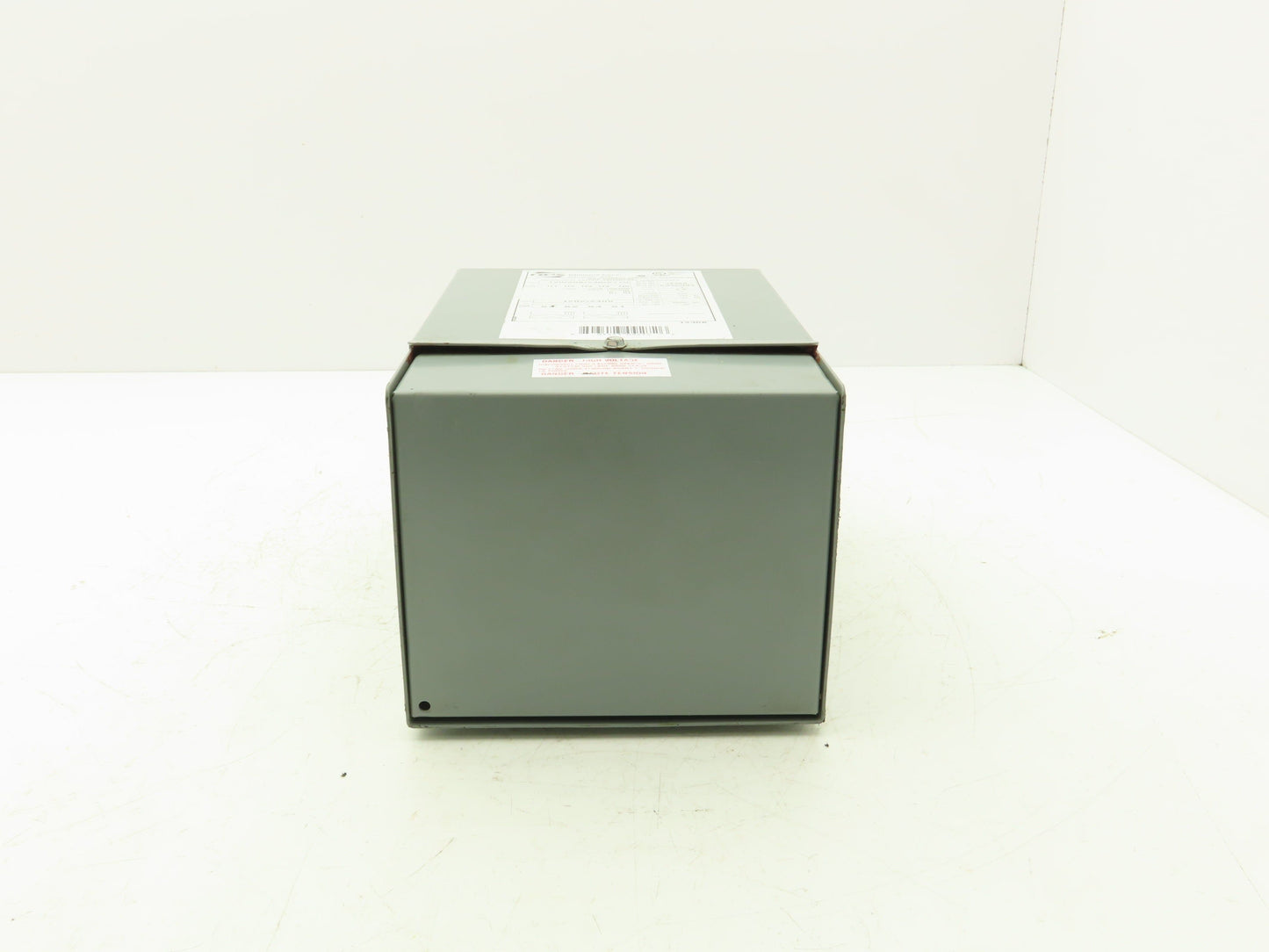 Hammond HPS Fortress C1F002WES Transformer 2kva 120/208/240/277V 1Ph 3R