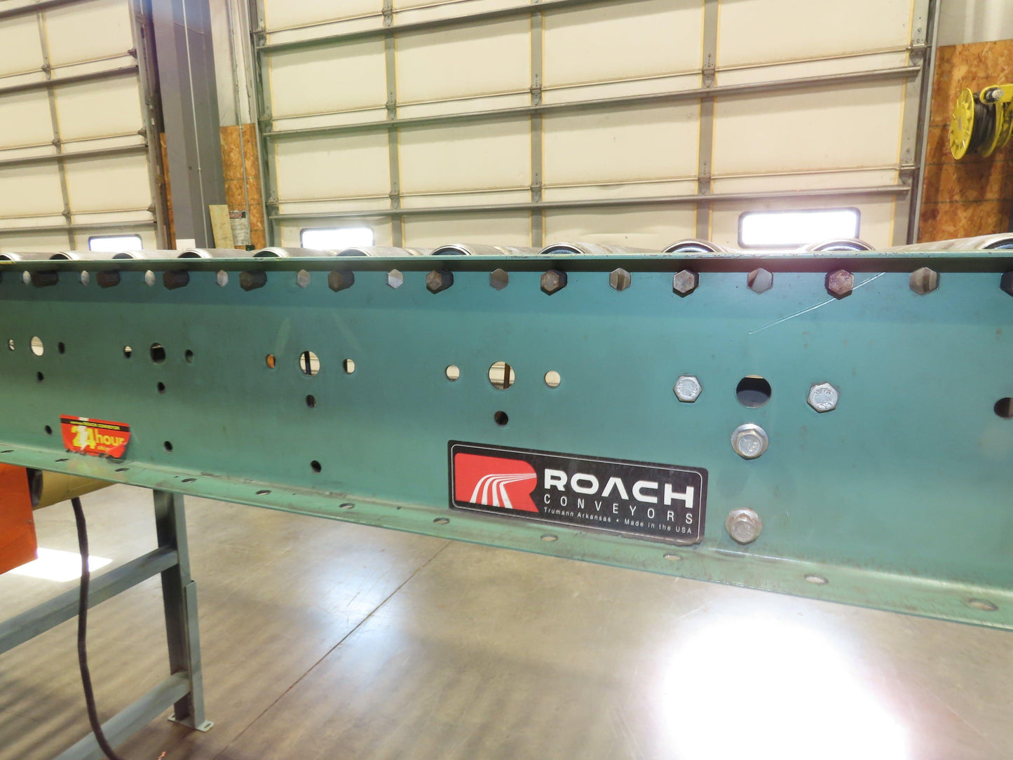 Roach 36"x 15' Live Roller Conveyor 33"BF Line Shaft O-Ring Drive 65fpm 460V 3PH