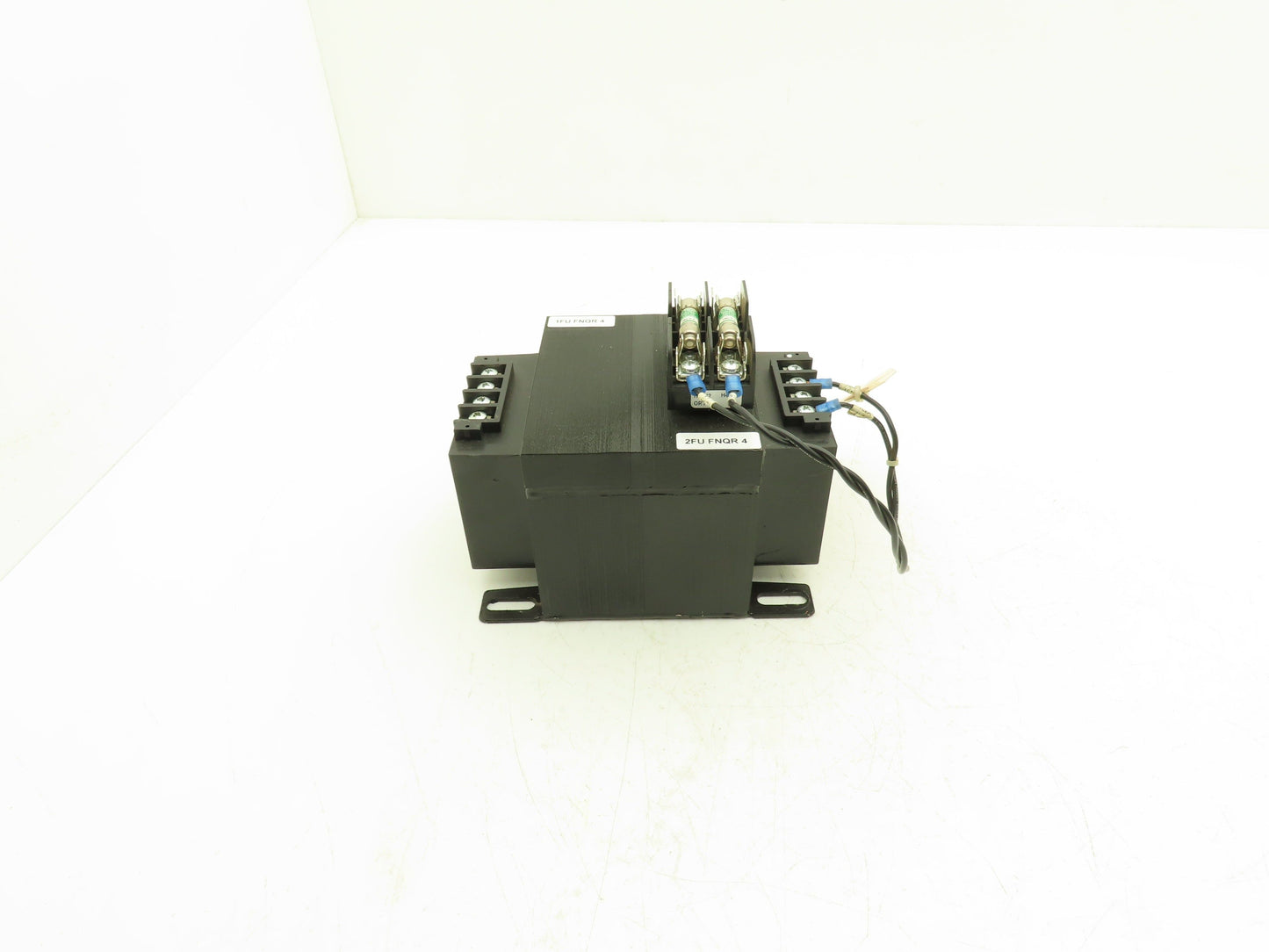 Eaton C0525E4NFBXXES Control Transformer 525VA HV 240/480/600V LV 120V/24V