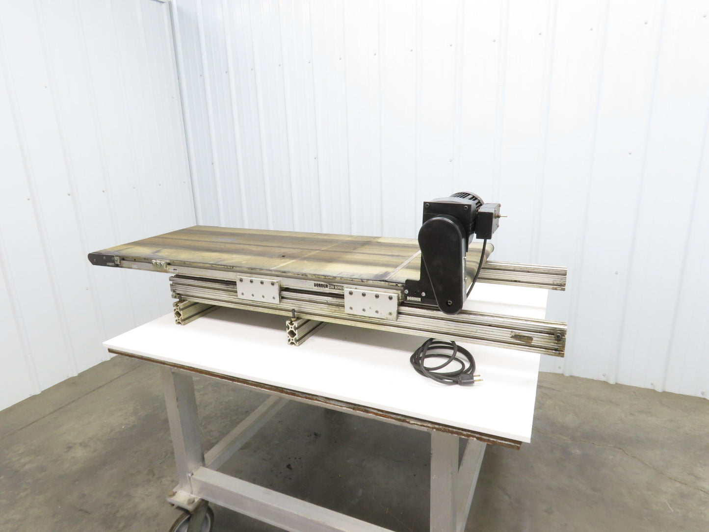 Dorner 2200 Series 21"W x 54"L Flat Belt Conveyor 115V 1PH End Drive 42fpm 530mm