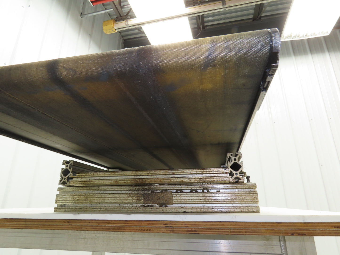 Dorner 2200 Series 21"W x 54"L Flat Belt Conveyor 115V 1PH End Drive 42fpm 530mm