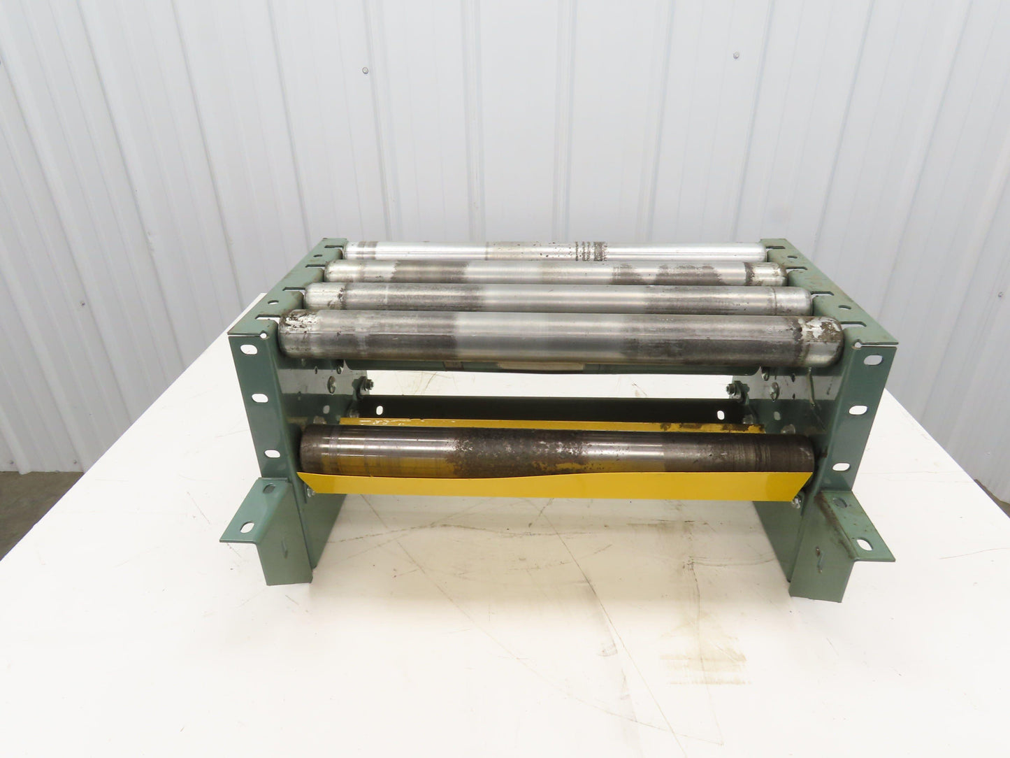 Hytrol 24" Accumulation Roller Conveyor Tail Pulley Assembly 21"BF Belt Drive