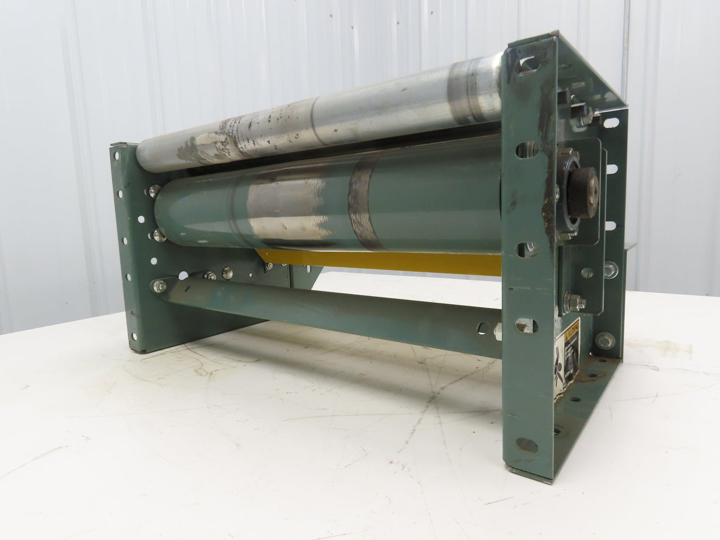 Hytrol 24" Accumulation Roller Conveyor Tail Pulley Assembly 21"BF Belt Drive