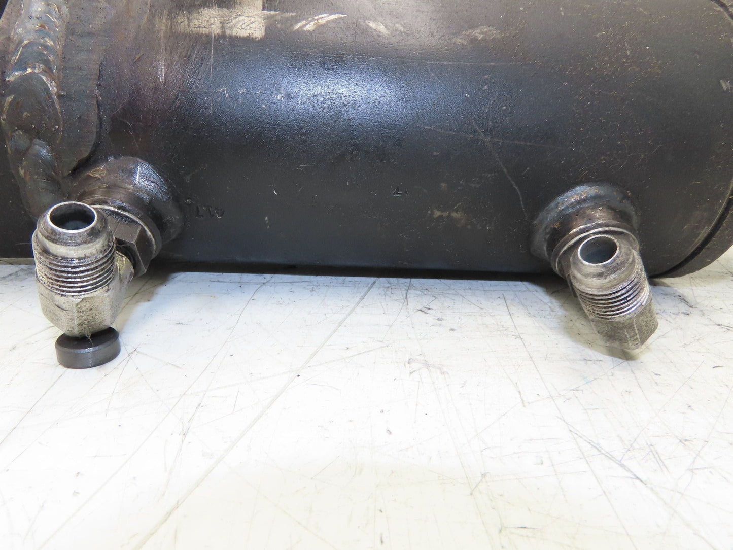 Hyster 325007 E50XL Tilt Cylinder From E50XL Forklift 2.5" Bore ~4" Stroke