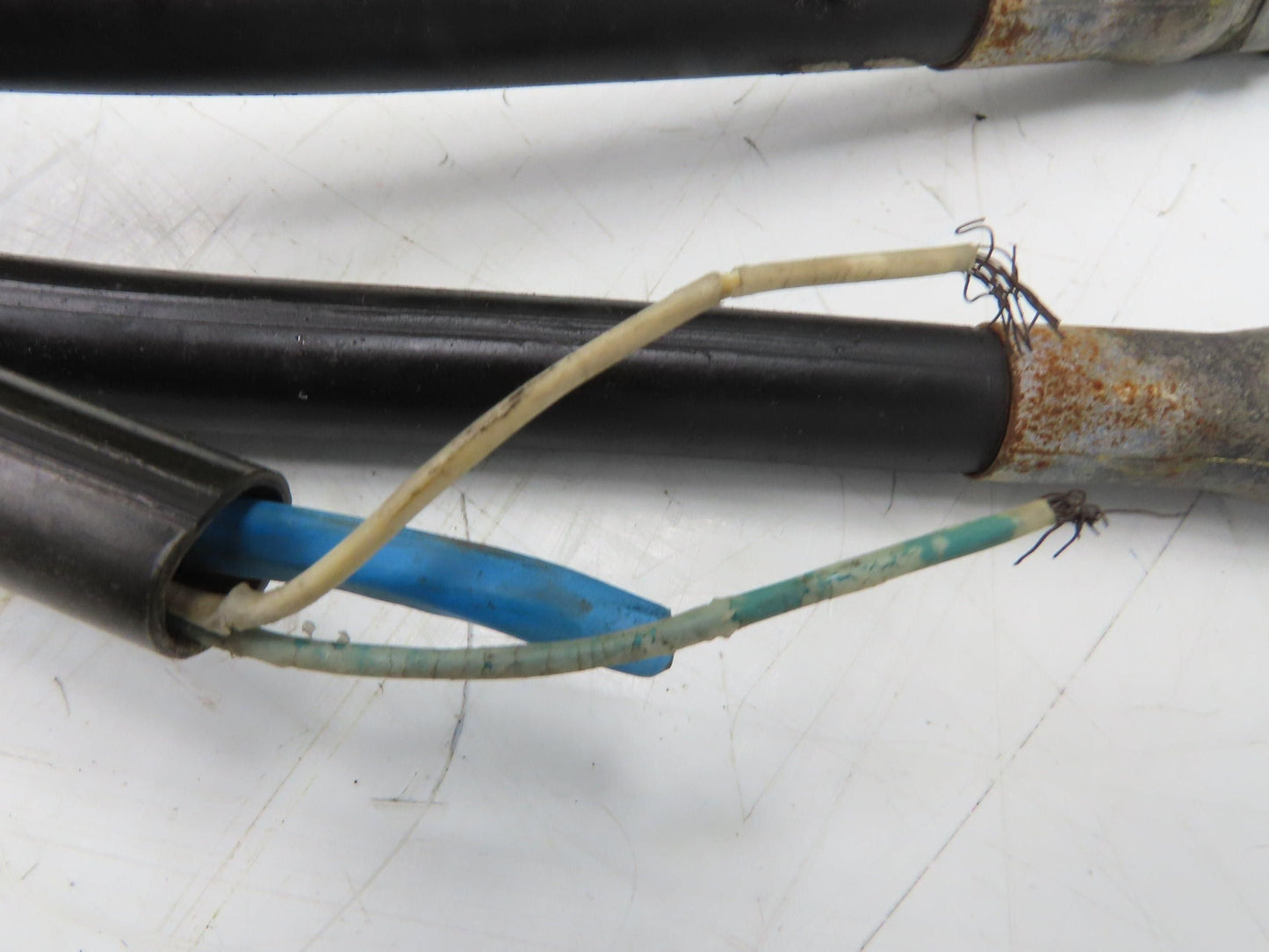 Cascade 677834 HC2R 6-N-1 Cable Hose Reel Forklift Hydraulic Attachment Right