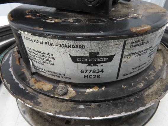 Cascade 677834 HC2R 6-N-1 Cable Hose Reel Forklift Hydraulic Attachment Right