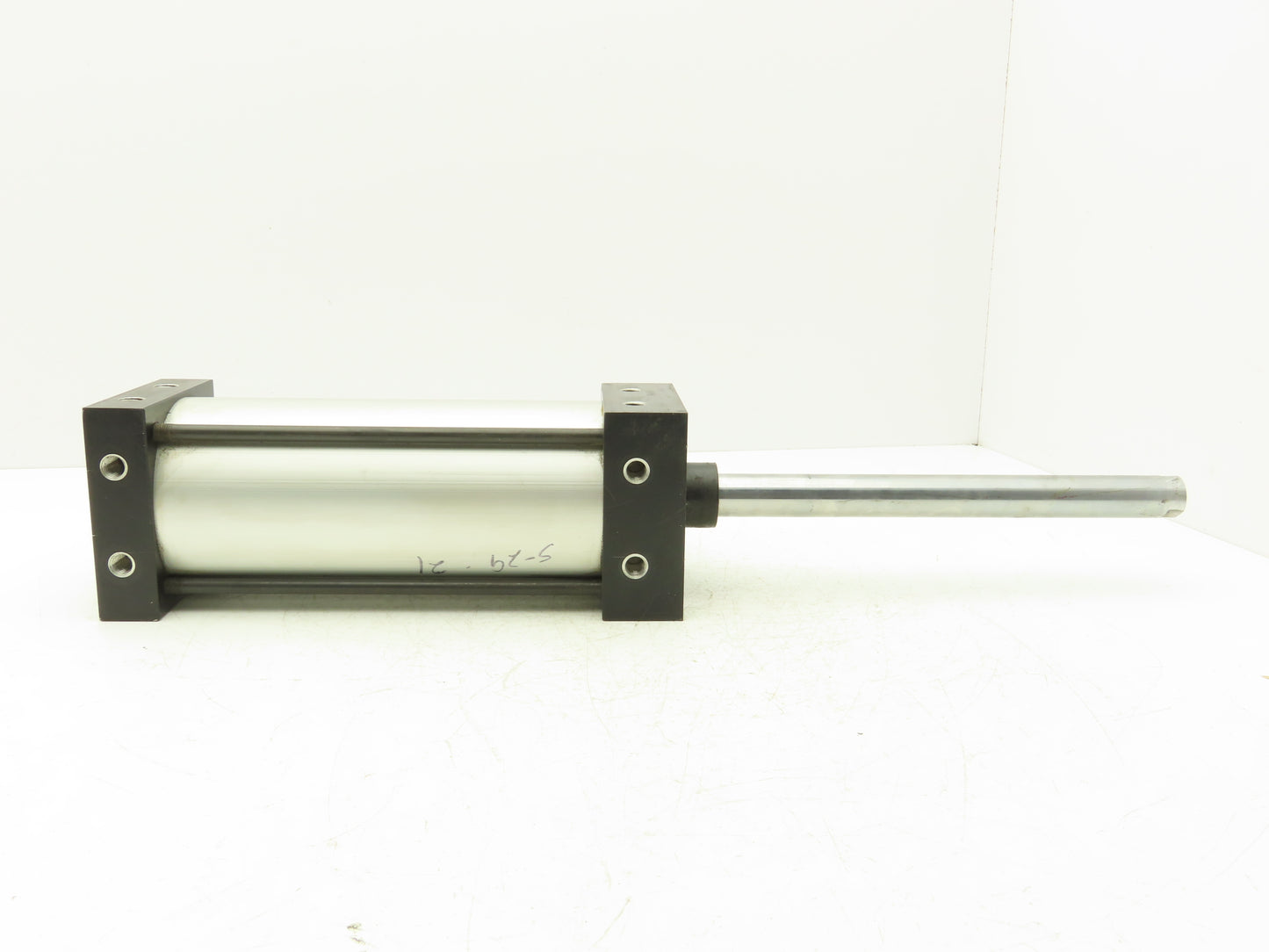 TRD Bimba Pneumatic Air Cylinder 4" Bore 8" Stroke 250 PSI 10.25" Extended Rod