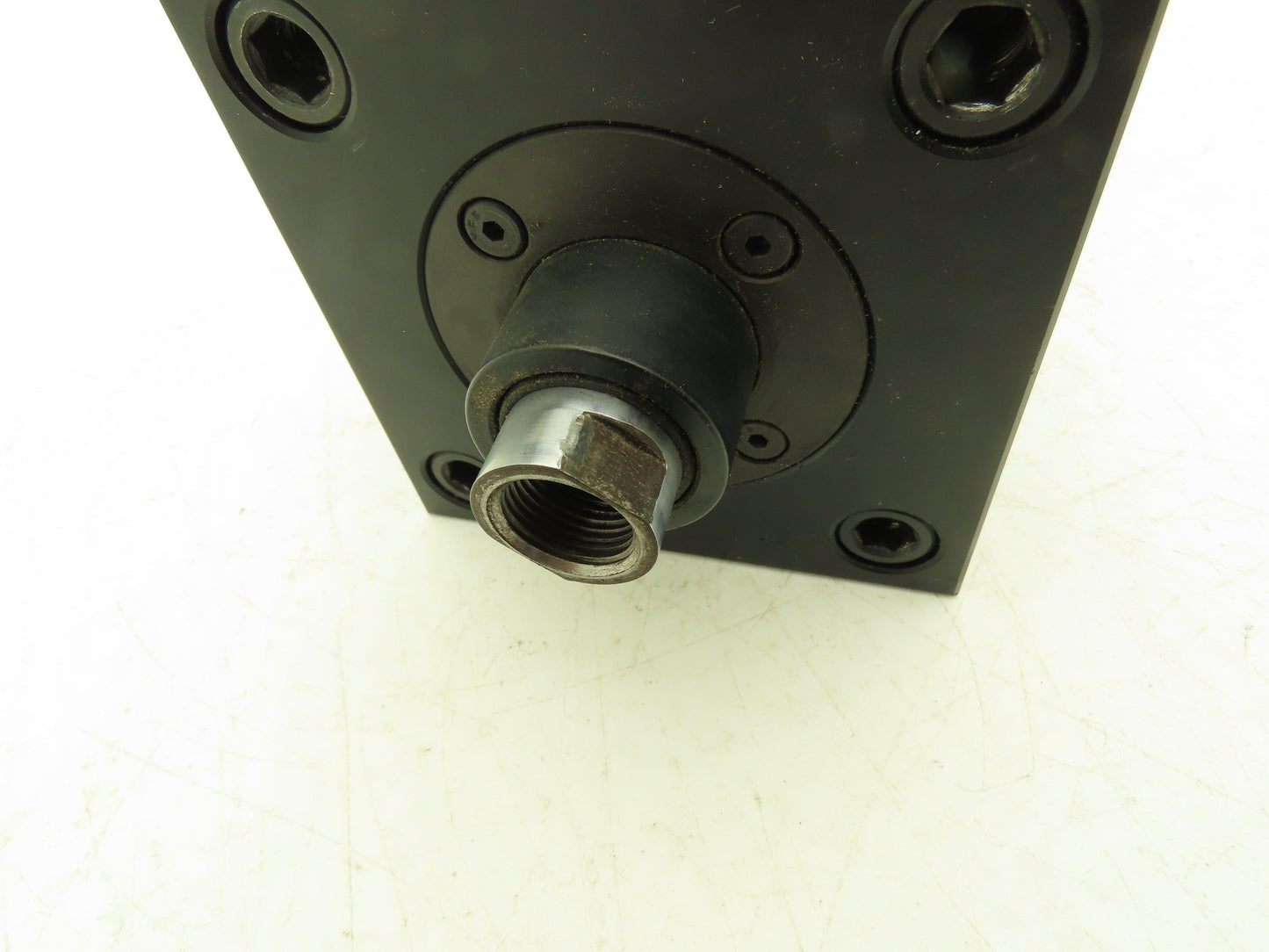 TRD Bimba Pneumatic Air Cylinder 4" Bore 8" Stroke 250 PSI Bottom Tapped