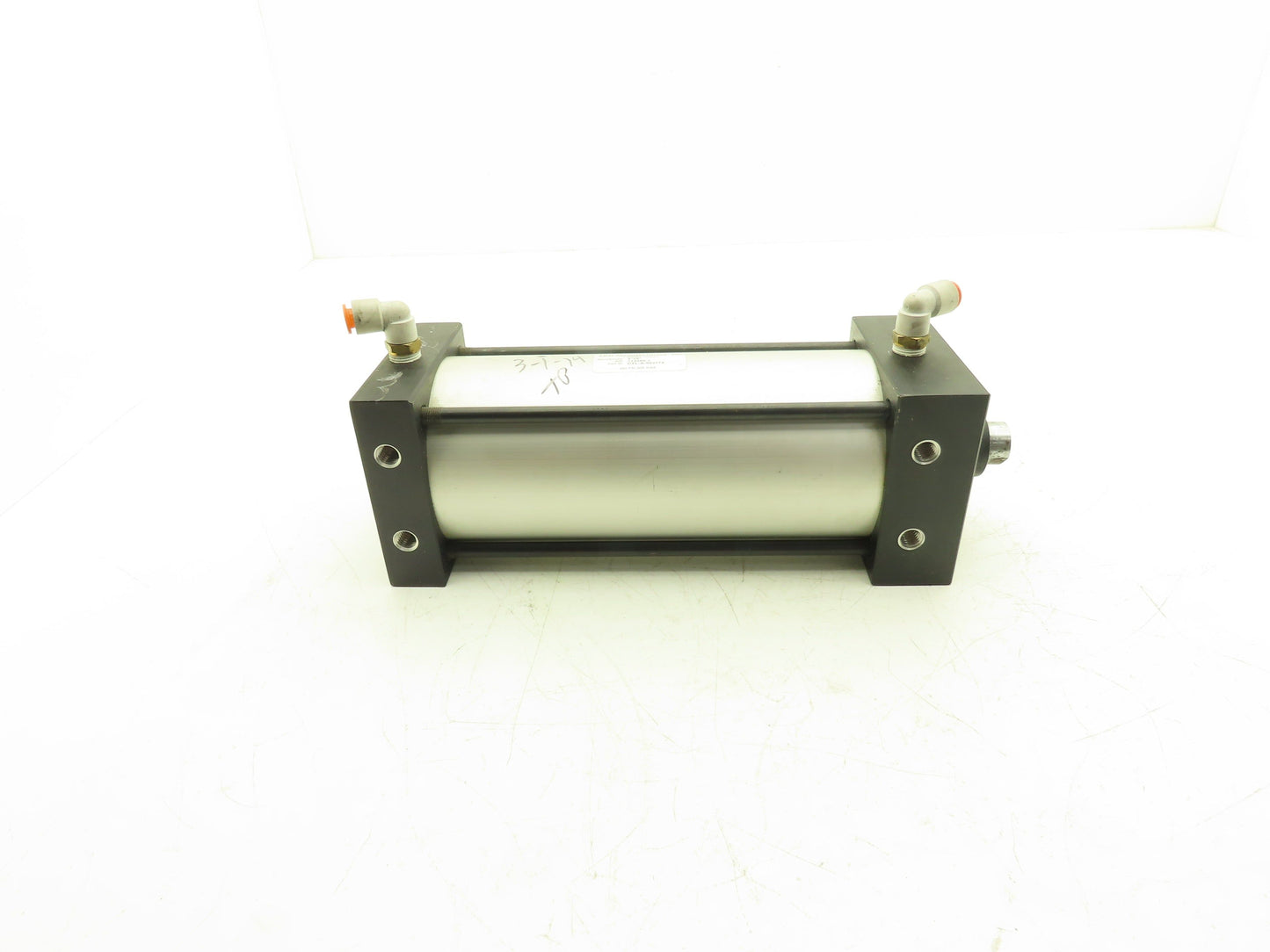 TRD Bimba Pneumatic Air Cylinder 4" Bore 8" Stroke 250 PSI Bottom Tapped