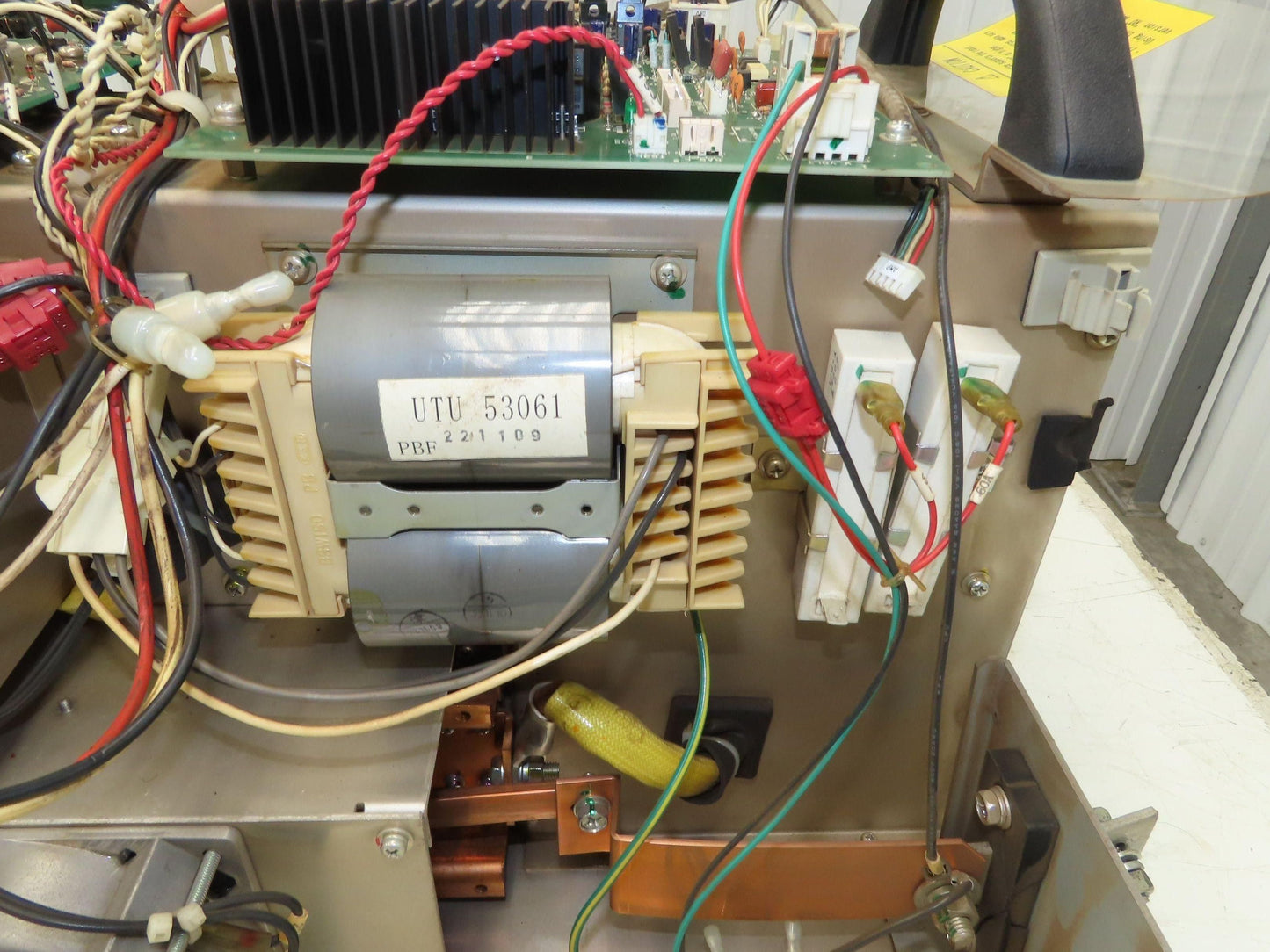 Panasonic YA-1QD351T00 Inverter Transformer Unit 16kW 200vAC In 34vDC 350A Out