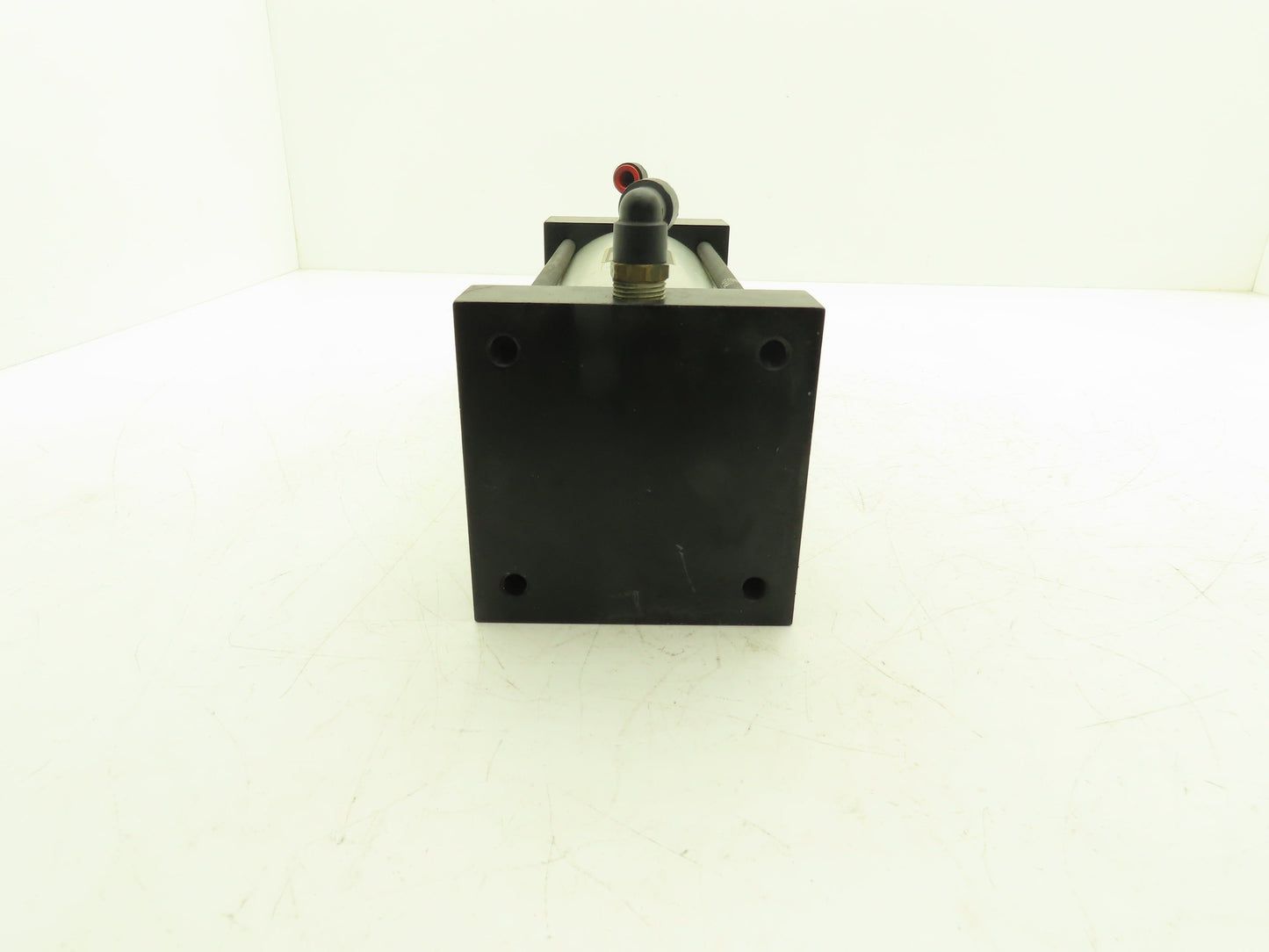 Pneumatic Air Cylinder 4" Bore 8" Stroke 250 PSI 10.25" Extended Rod