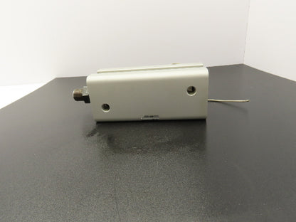SMC CHDKGB40-100M Hydraulic Cylinder 40mm Bore 100mm Stroke Double Acting