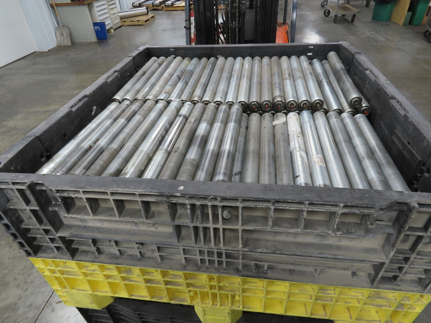 Hytrol 24" Conveyor Roller 1.9" x 21"BF Galvanized Steel 7/16" Hex  Lot of 10