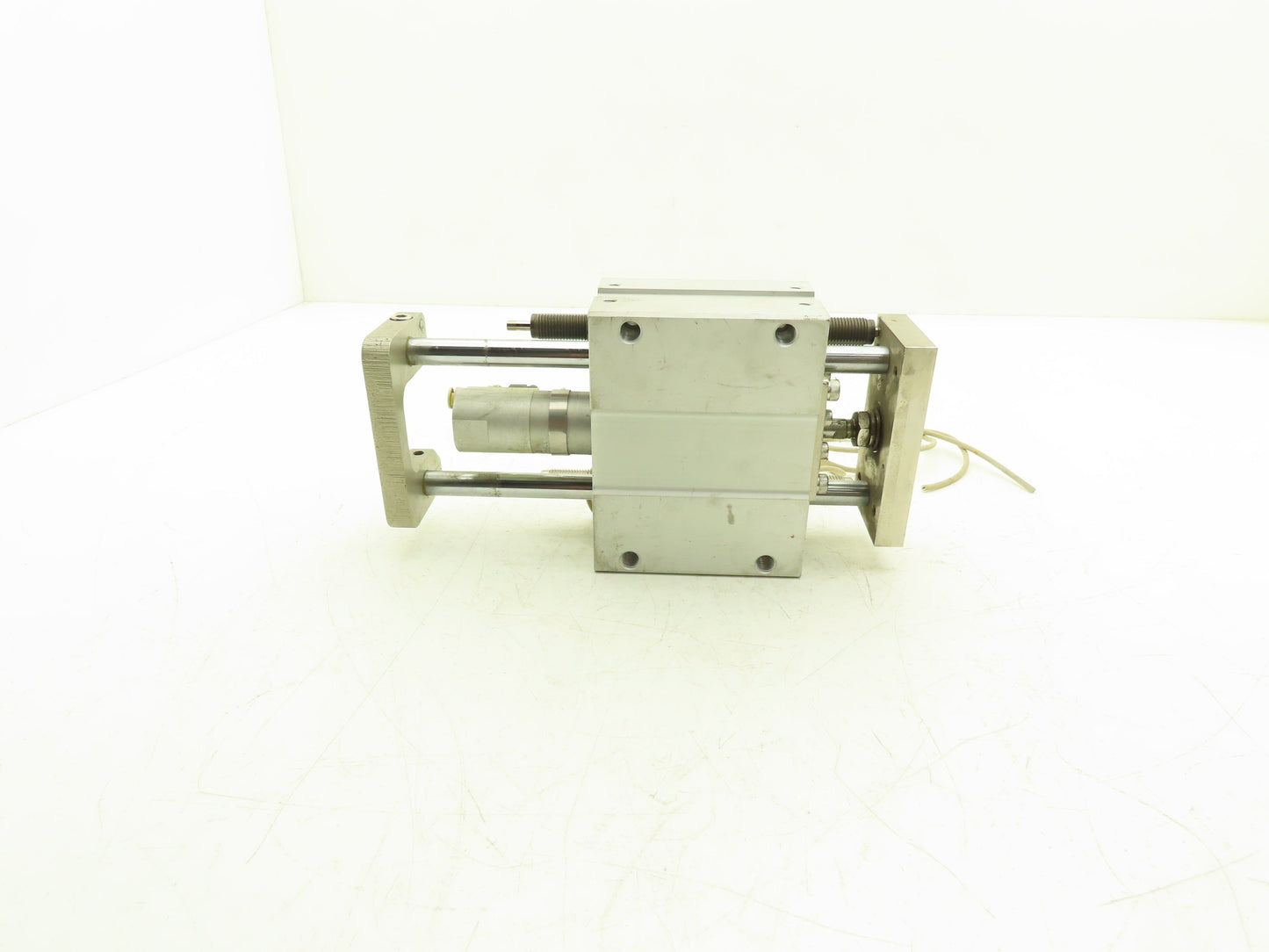 SMC MGGLB25-75-HN-C73L Pneumatic External Guided Cylinder 25mm Bore 75mm Stroke