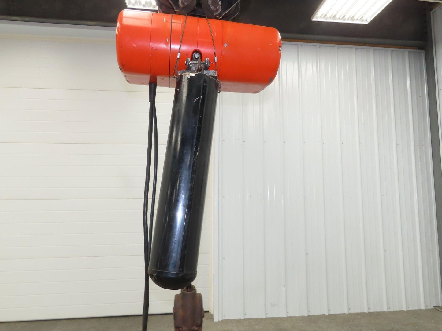 CM Lodestar R 2 Ton Electric Chain Hoist 13' Lift 8 FPM 230/460 3 PH Trolley