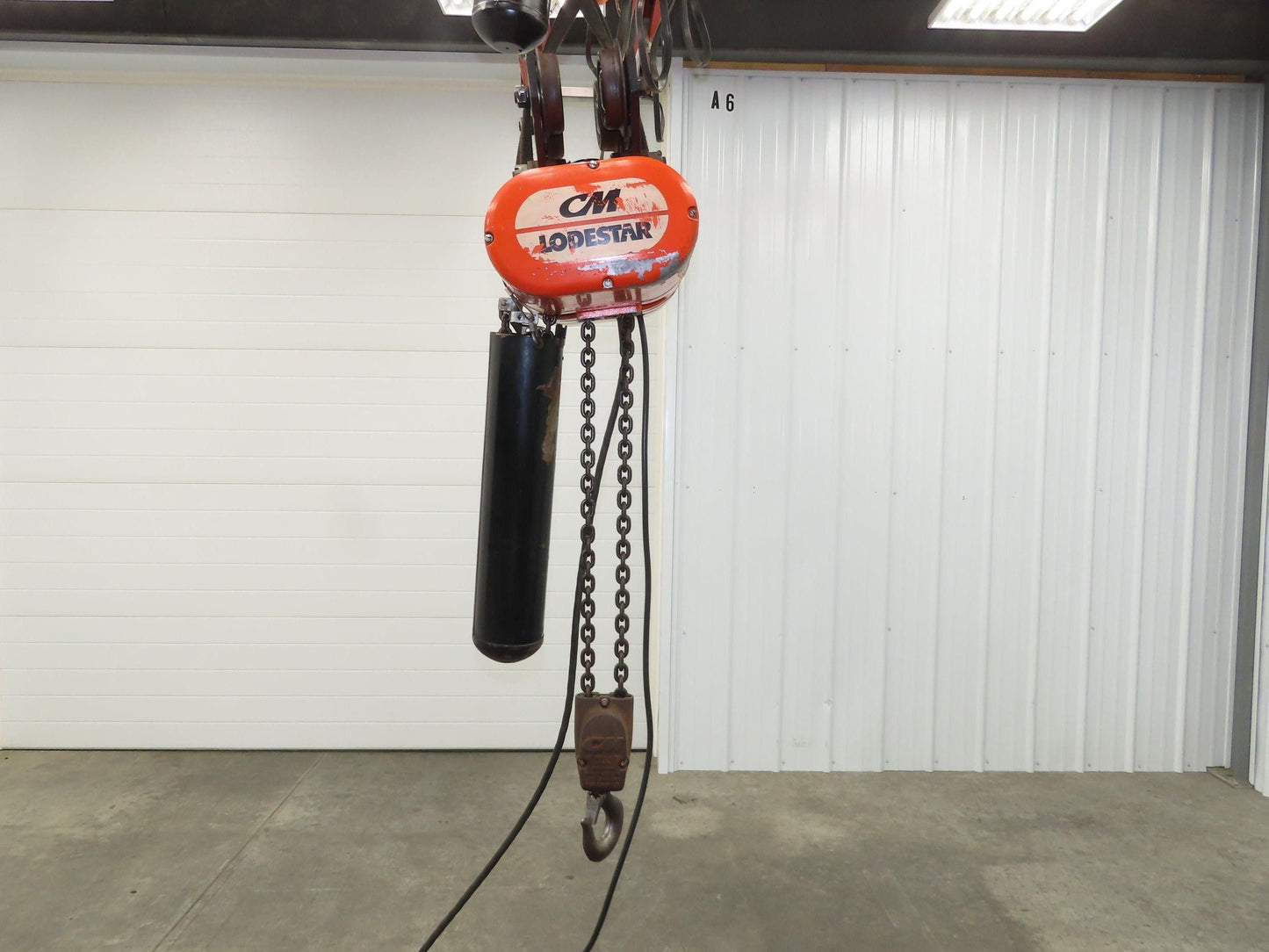 CM Lodestar R 2 Ton Electric Chain Hoist 13' Lift 8 FPM 230/460 3 PH Trolley