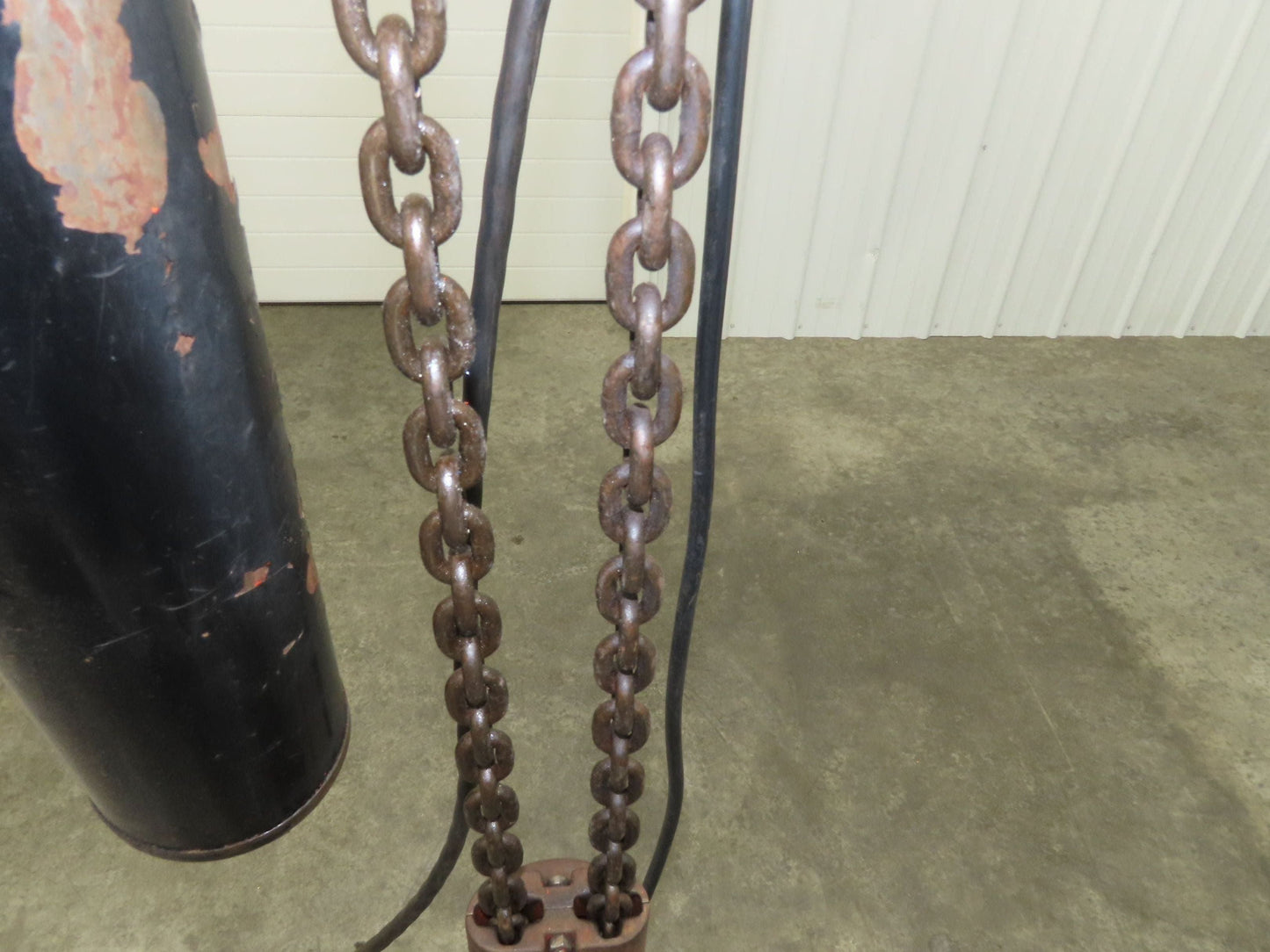 CM Lodestar R 2 Ton Electric Chain Hoist 13' Lift 8 FPM 230/460 3 PH Trolley