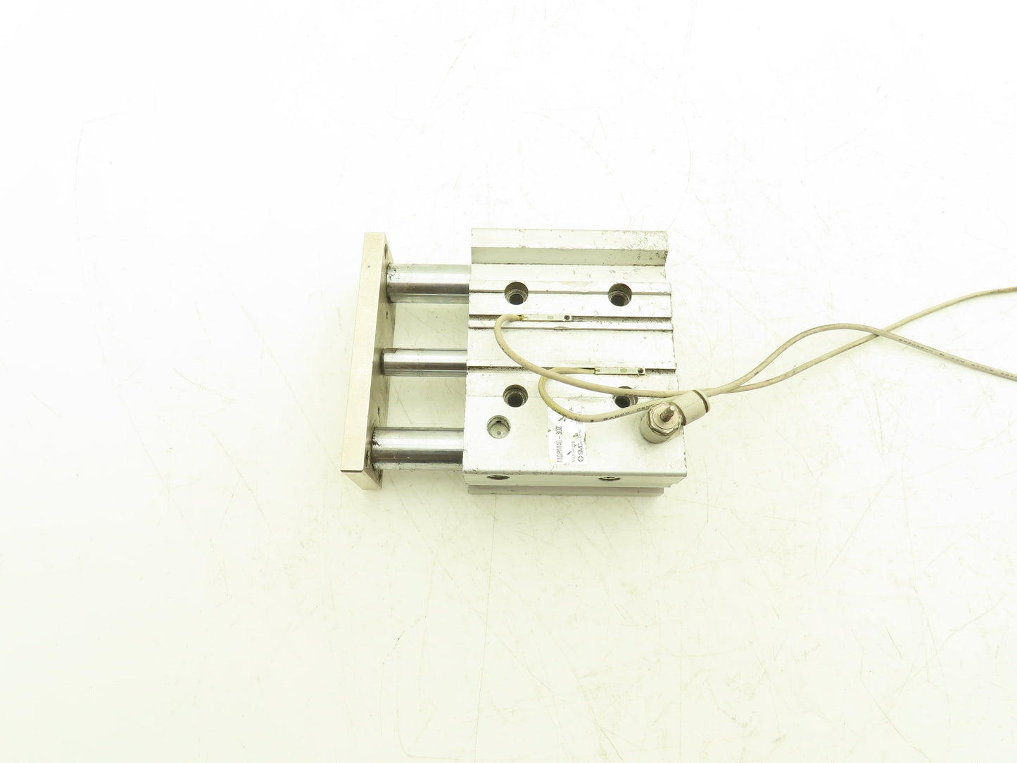 SMC MGPM40-30Z Pneumatic Slide Bearing Guide Cylinder 40mm Bore 30mm Stroke