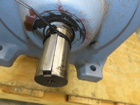 Hansen Transmission JKN83C43B Gear Reducer 1000:1 Gearbox 1.75 RPM RH Output