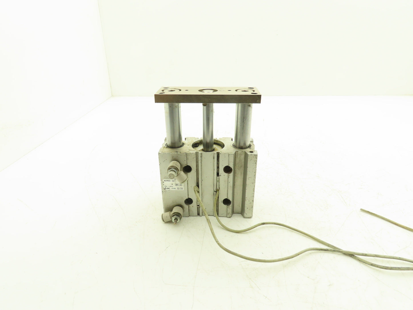 SMC Pneumatic Slide Bearing Guided Air Cylinder 40mm Bore 50mm Stroke