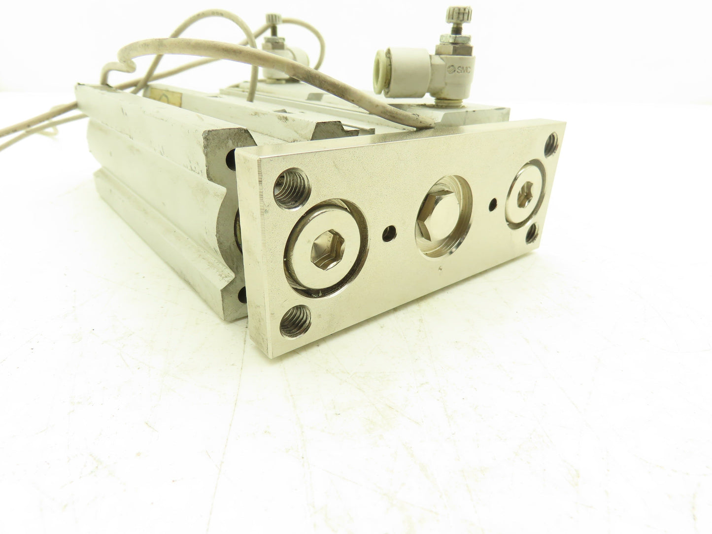 SMC Pneumatic Slide Bearing Guided Air Cylinder 32mm Bore 100mm Stroke