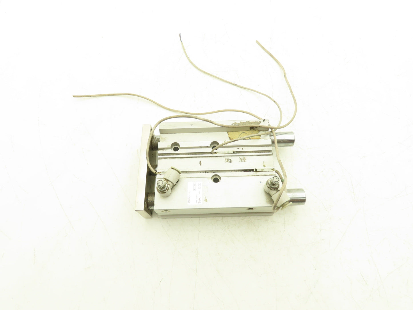 SMC Pneumatic Slide Bearing Guided Air Cylinder 32mm Bore 100mm Stroke