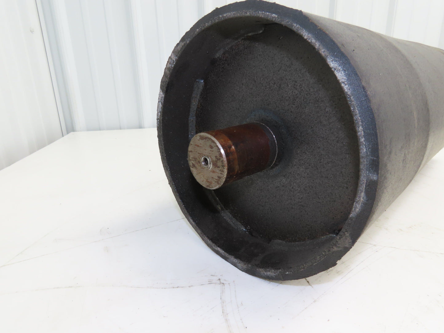 Hytrol 8"x 20.5" Center Drive Pulley 24" Conveyor 1-11/16" Shaft SA-039646-024