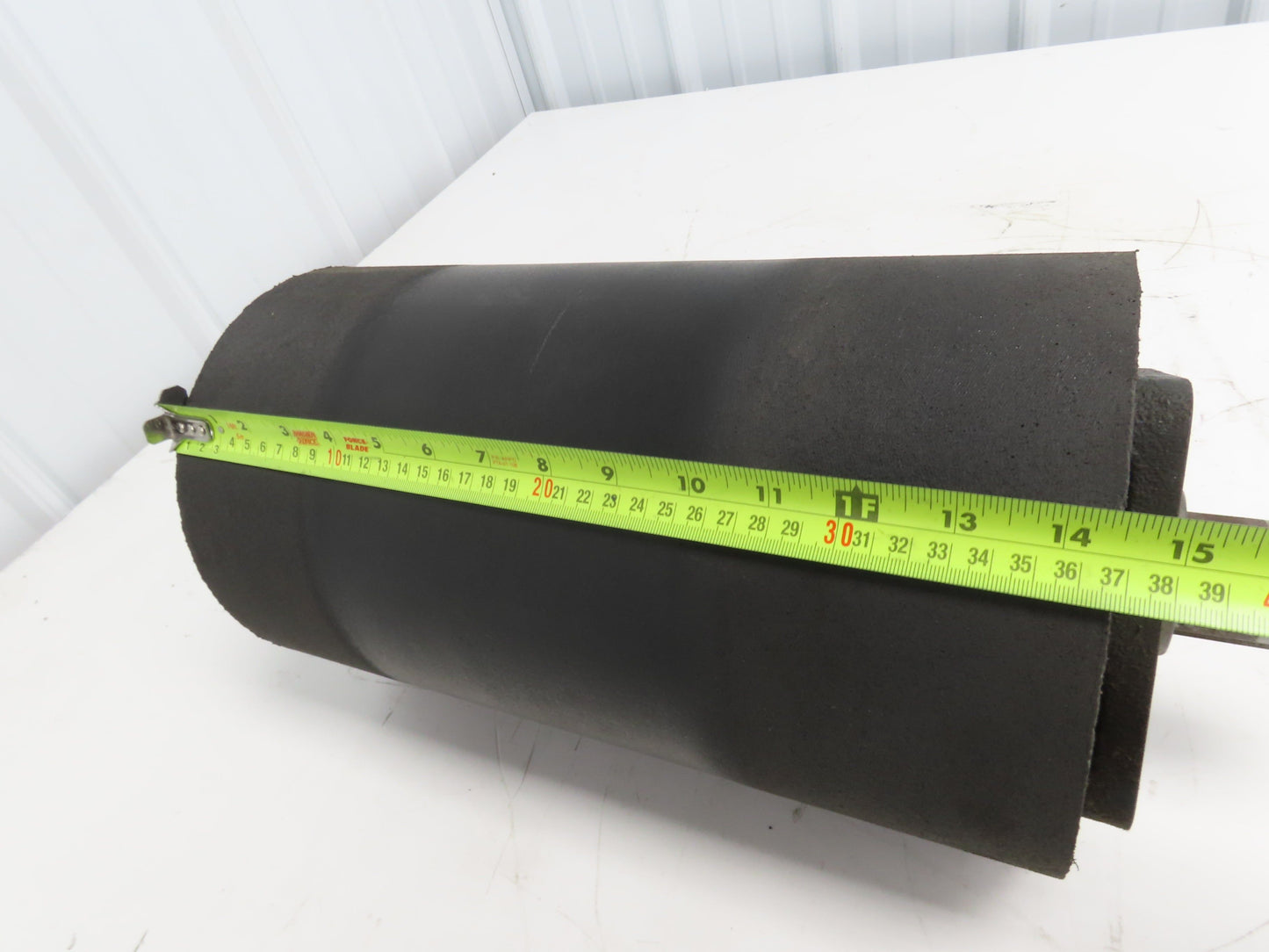 Hytrol 8"x 14.5" Center Drive Pulley 24" Conveyor 1-11/16" Shaft SA-039646-024
