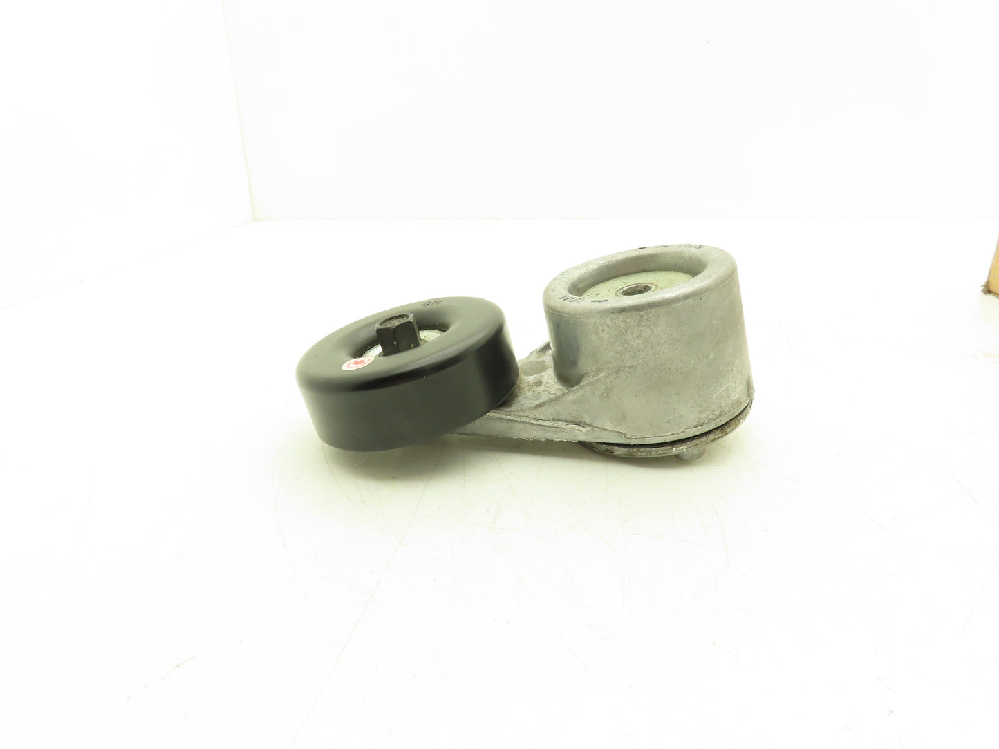 Yale 900011269 Forklift Belt Tensioner