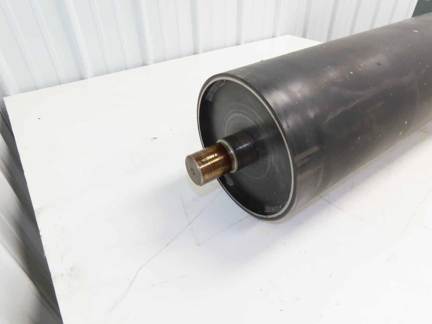 Hytrol 8"x 26.5" Center Drive Pulley for 30" Conveyor 1-11/16" x 1.5" Ext Shaft