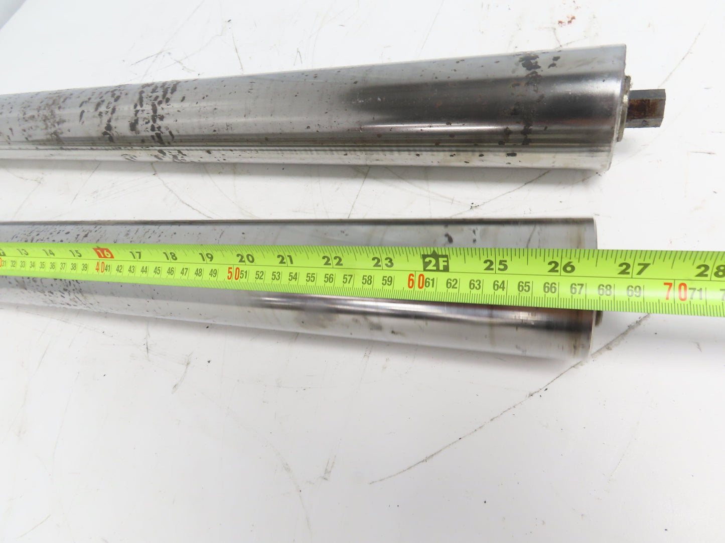 Hytrol 2-5/8" Snub Idler Roller 30" Hytrol Conveyor 27"BF 11/16" Hex Lot of 2