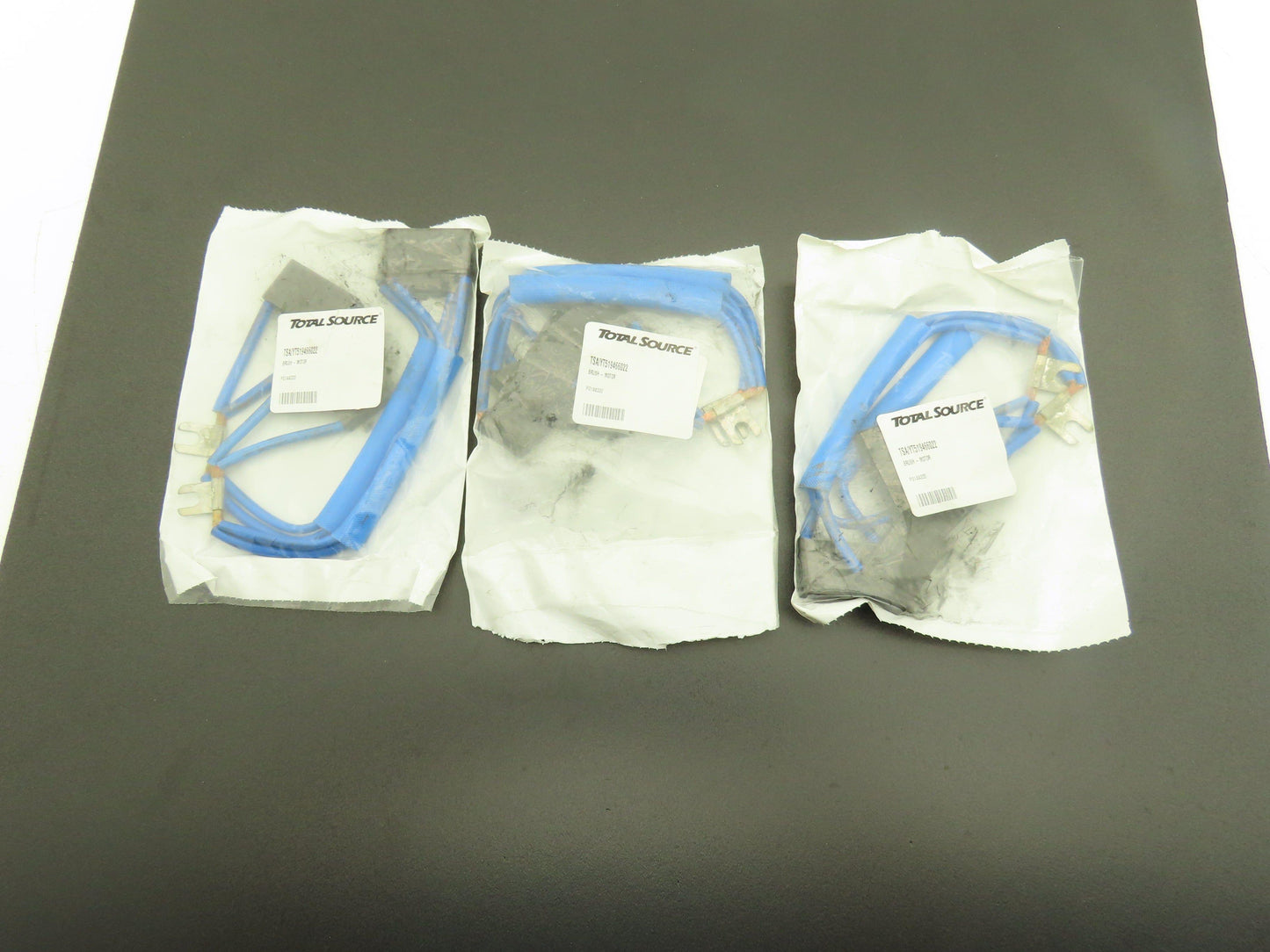 Yale 519466022 Motor Brush Kit 4-Brush 3/8"x1"x1-3/4" Lot of 3