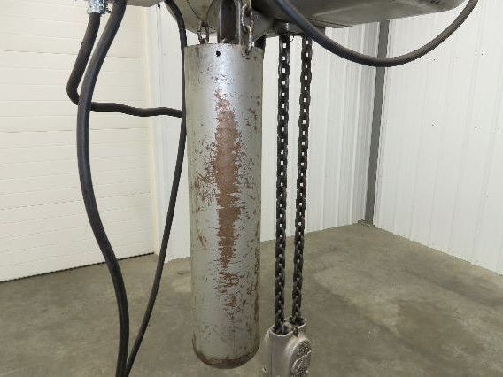 CM Lodestar R 2 Ton Electric Chain Hoist 14' Lift 8 FPM 230/460 Power Trolley