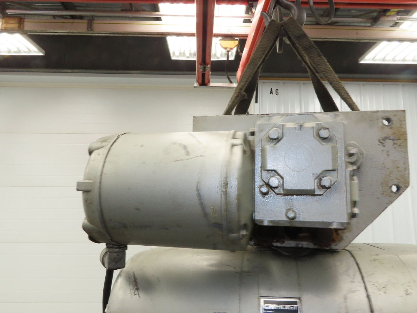 CM Lodestar R 2 Ton Electric Chain Hoist 14' Lift 8 FPM 230/460 Power Trolley