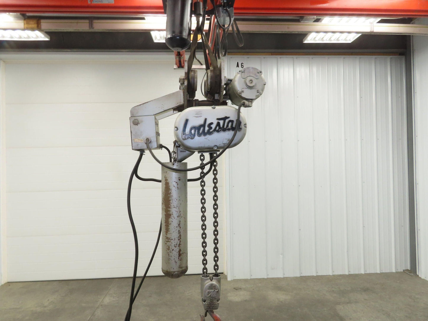 CM Lodestar R 2 Ton Electric Chain Hoist 14' Lift 8 FPM 230/460 Power Trolley