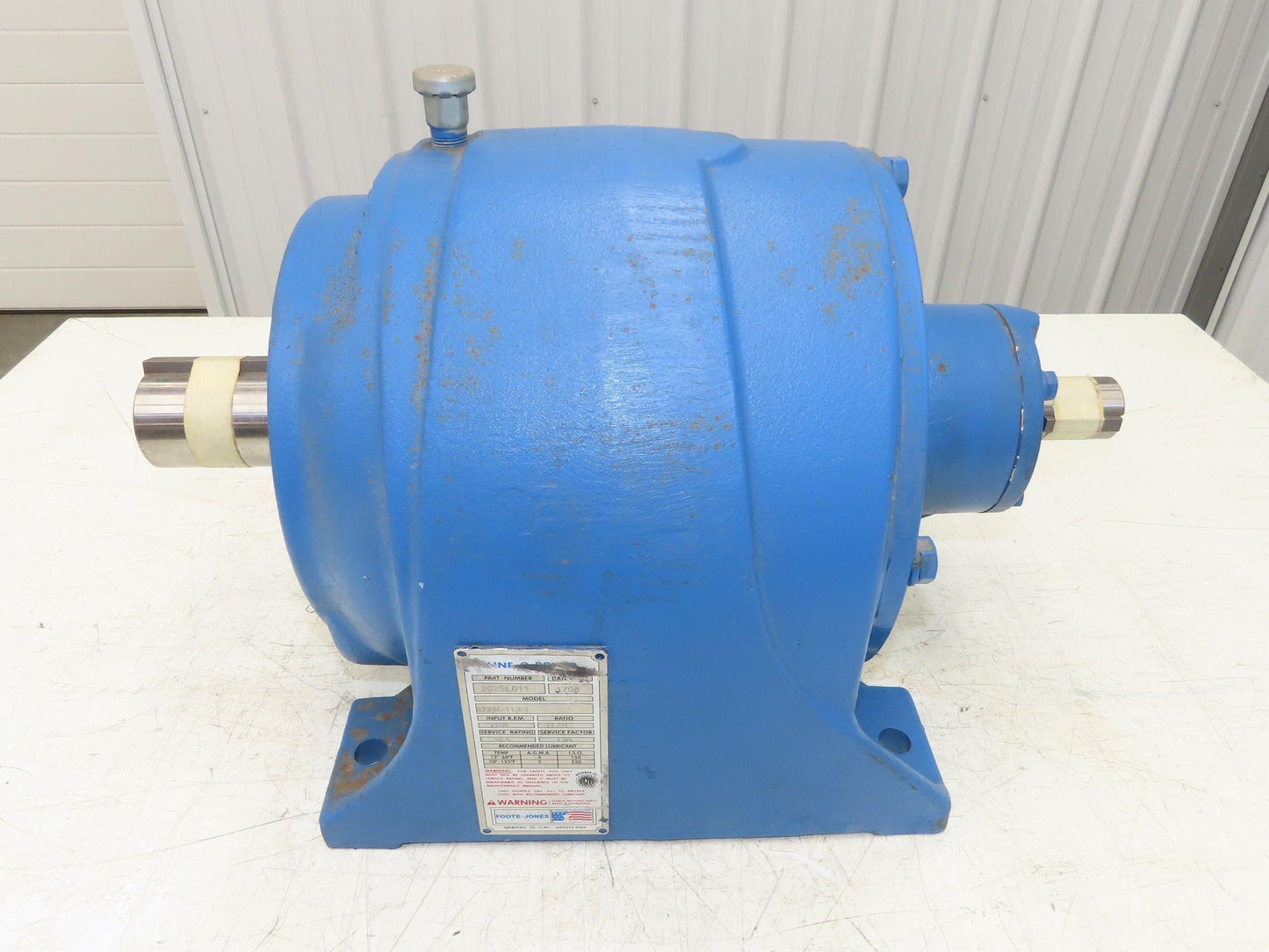 Foote Jones 822SL Line-o-Motor Inline Gearbox 11.4:1 Reducer 154 RPM 26Hp