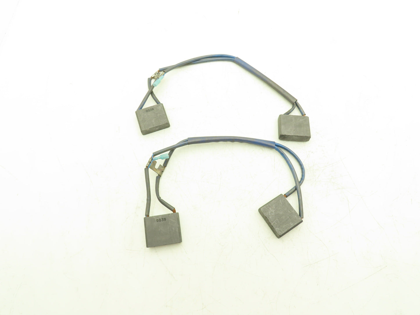 Yale 582004084 Forklift Motor Brush Kit 4-Brush 2 PC  11/16"x2-1/8"x1-3/4"