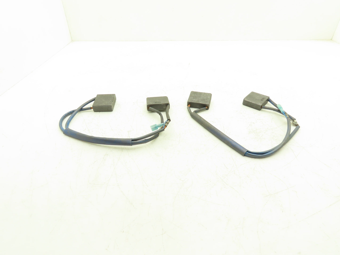 Yale 582004084 Forklift Motor Brush Kit 4-Brush 2 PC  11/16"x2-1/8"x1-3/4"